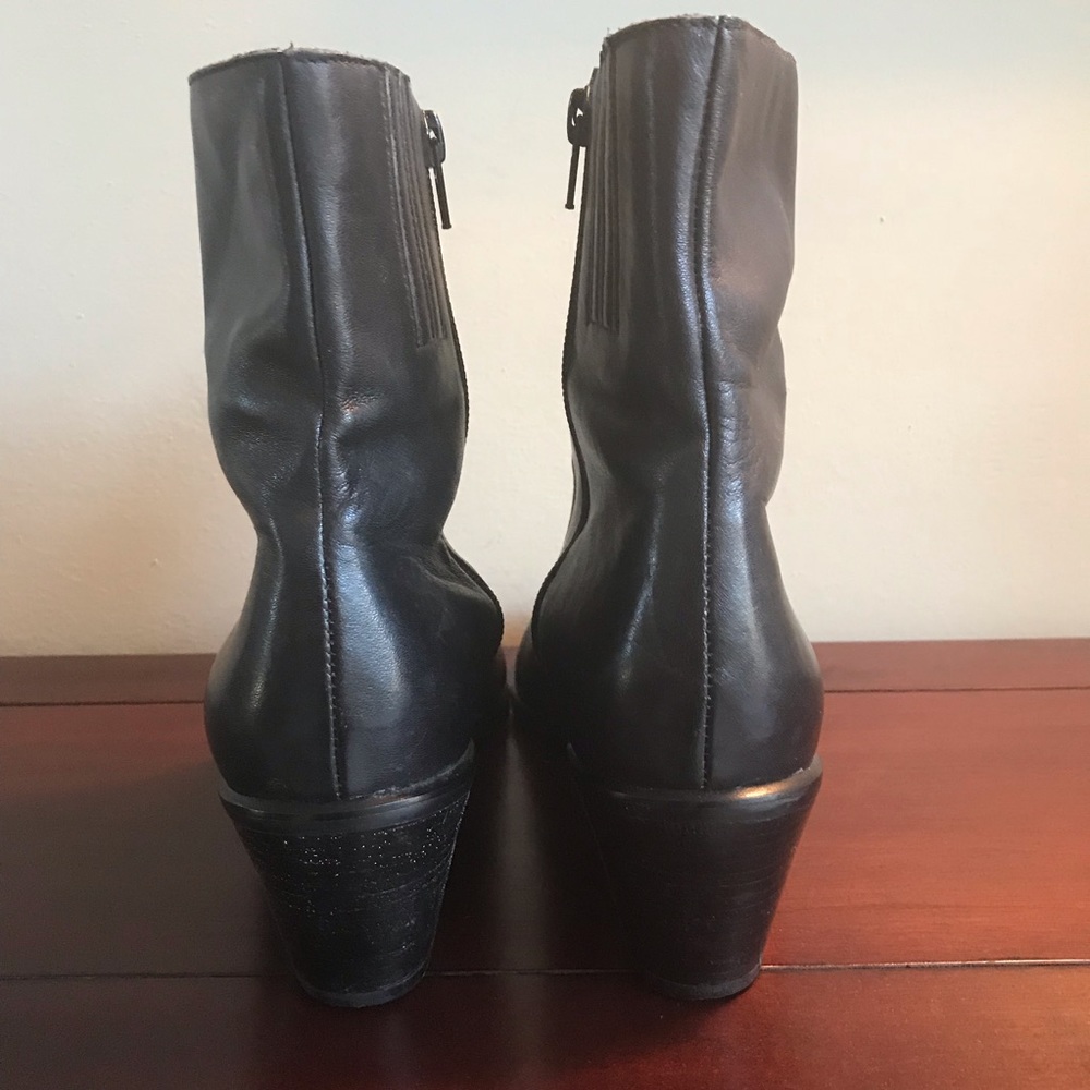 Booties - Picture 5 of 7